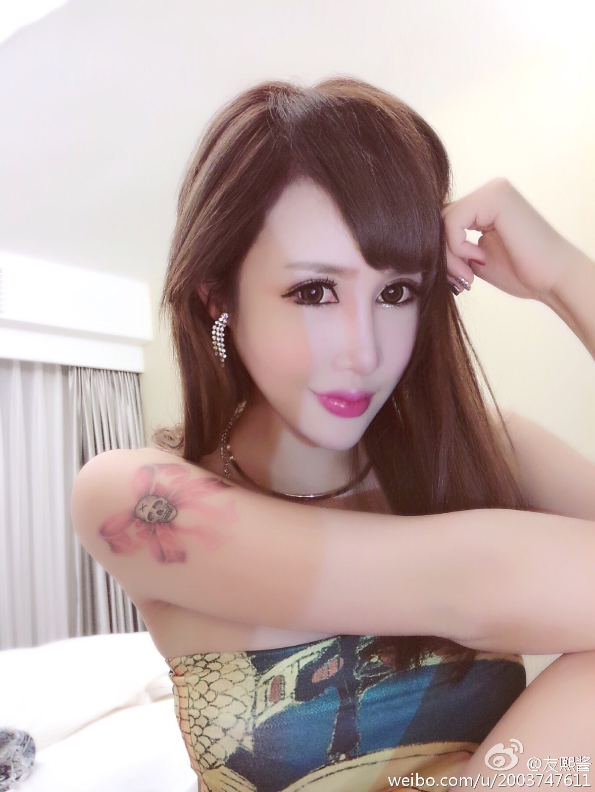 G罩美胸 火爆的辣子 友熙酱 微博自拍破解私密图片 2